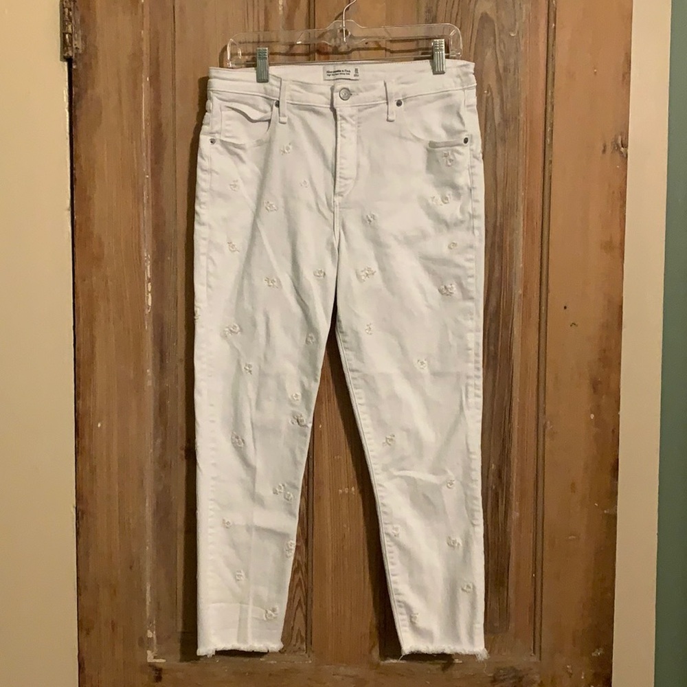 Abercrombie & Fitch High Rise Super Skinny Jeans